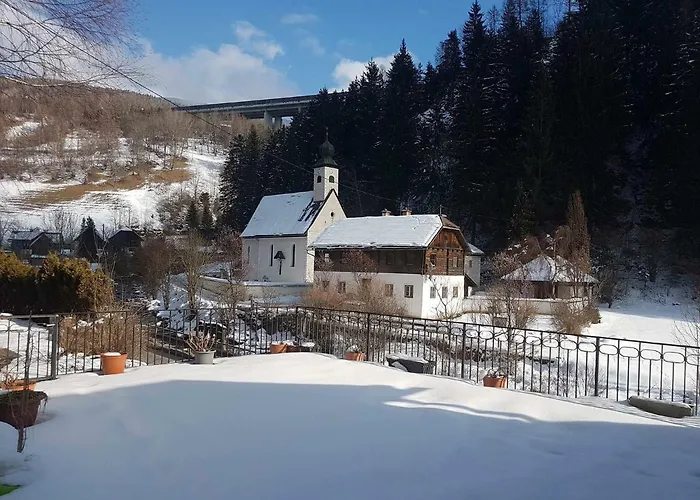 Large Family Near Katschberg